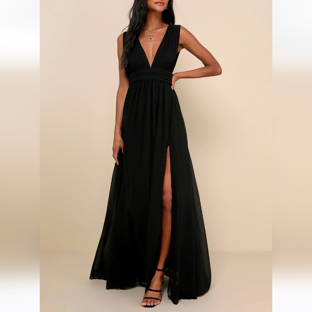 Lulus NWT Heavenly Hues Black Maxi Dress